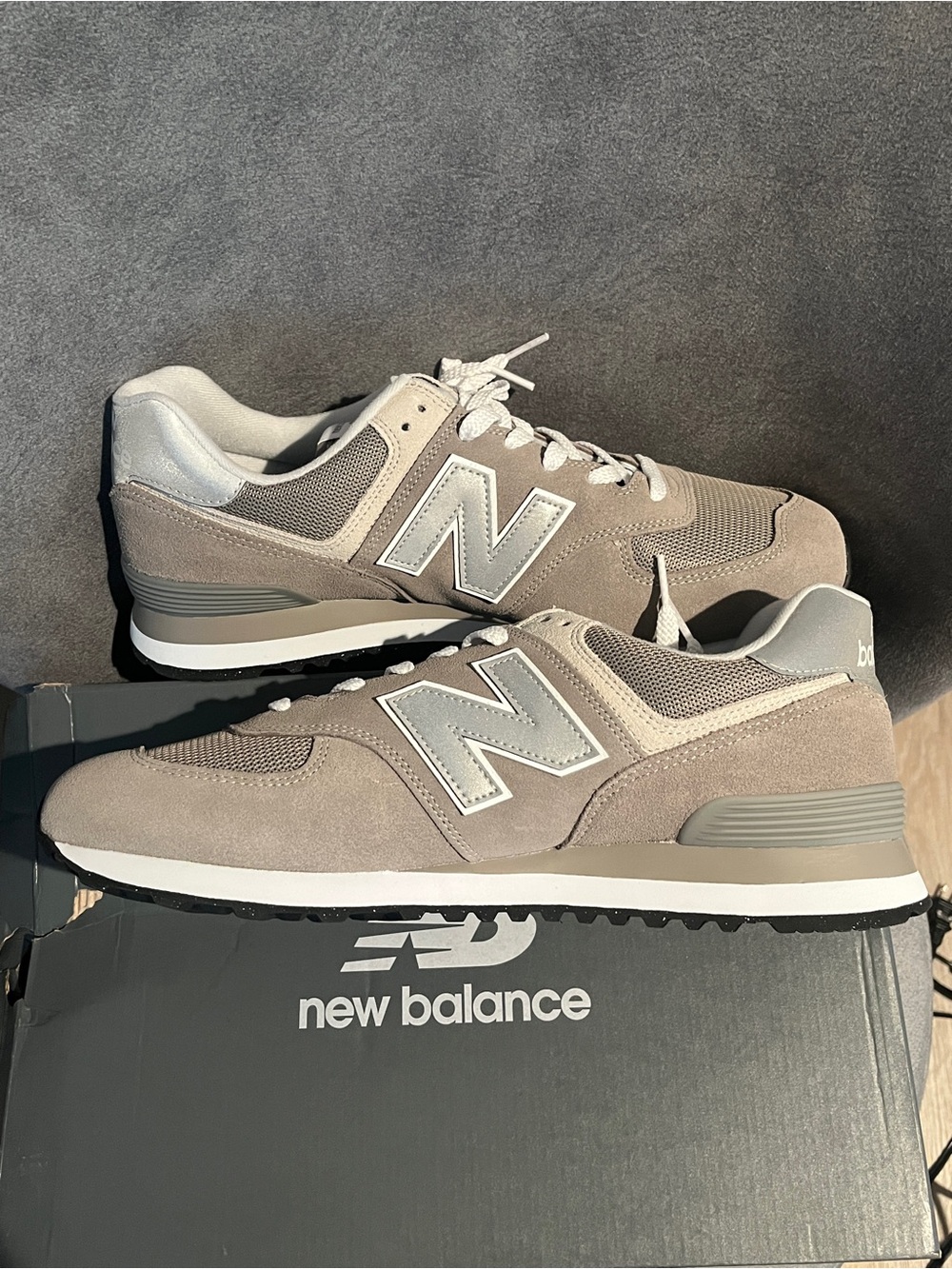 New Balance Men’s Sneakers 574 Gray Size 11.5 US - Picture 2 of 11